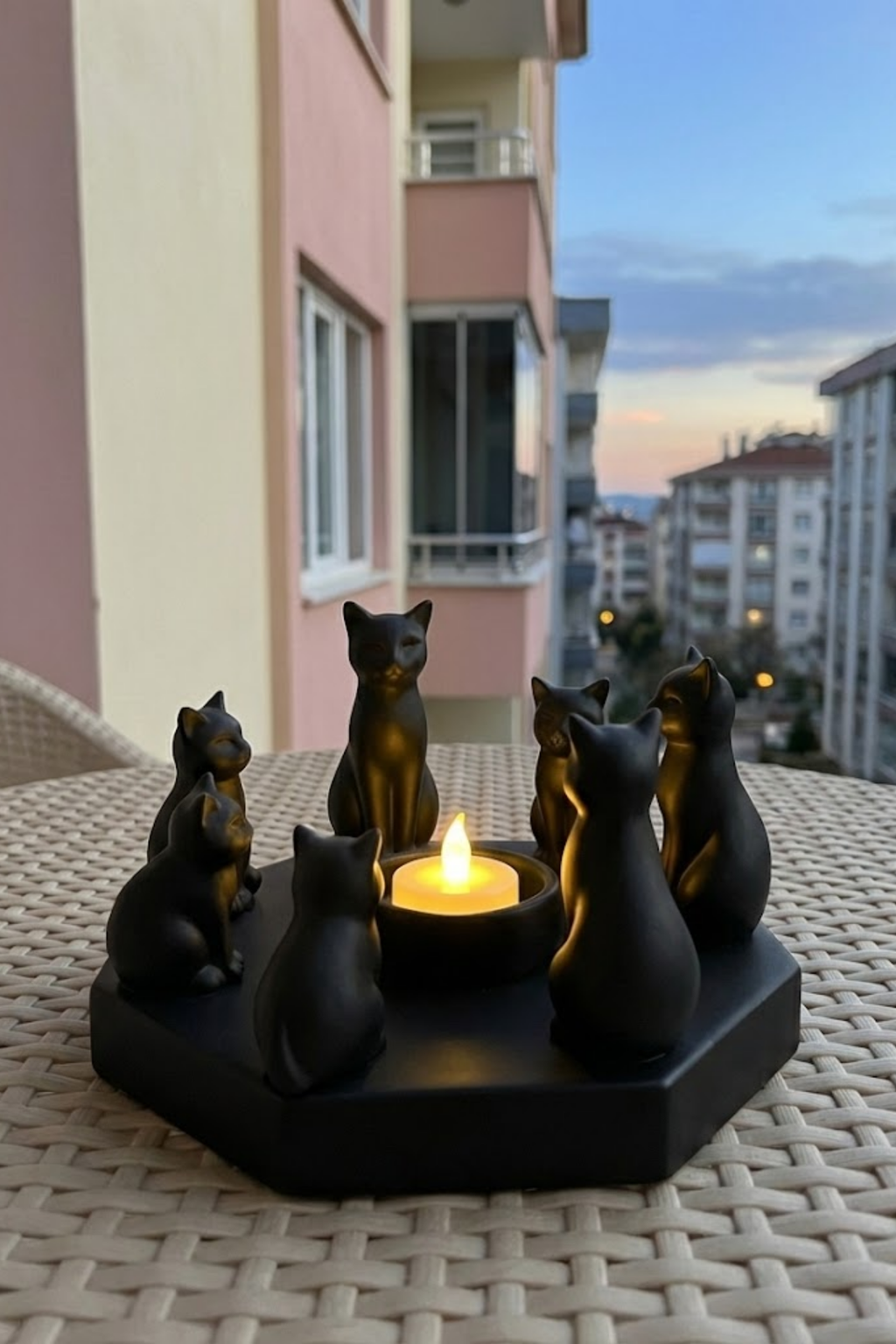 Dekoratif Kediler Ritüel Dinginlik Yoga Mumluk Biblo 14 x 8 Cm - Görsel 2
