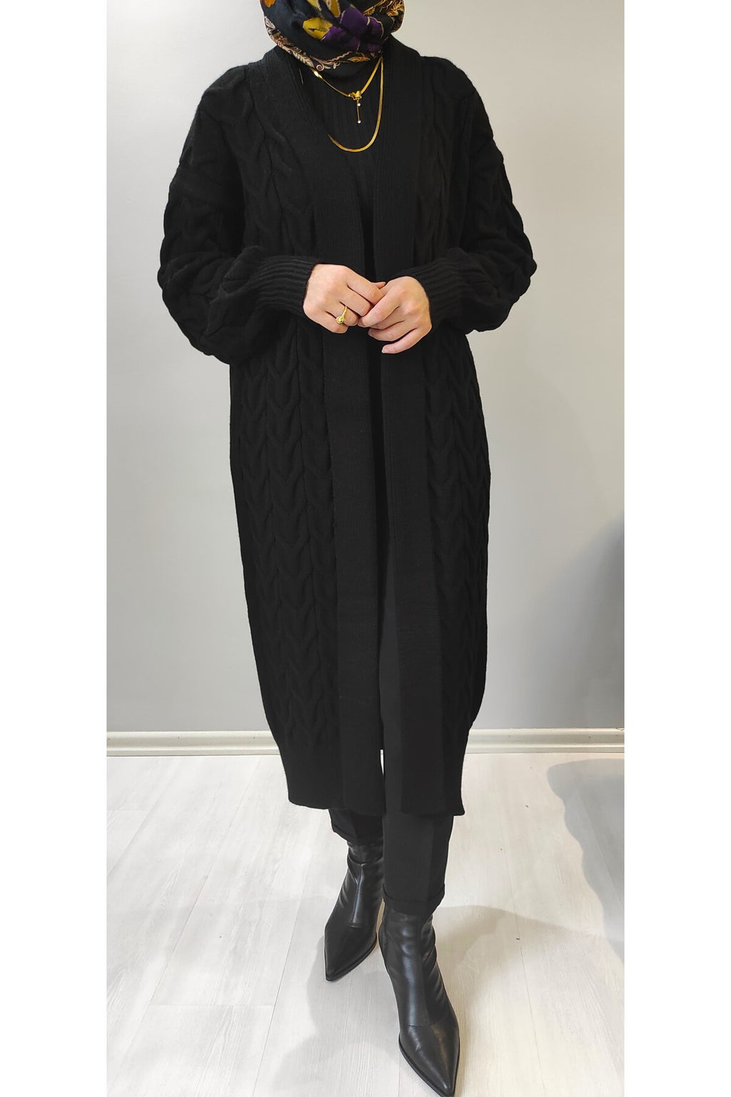 Kadın Uzun Oversize Triko Hırka – Saç Örgüsü Detaylı, Yün/Akrilik Karışım - Siyah