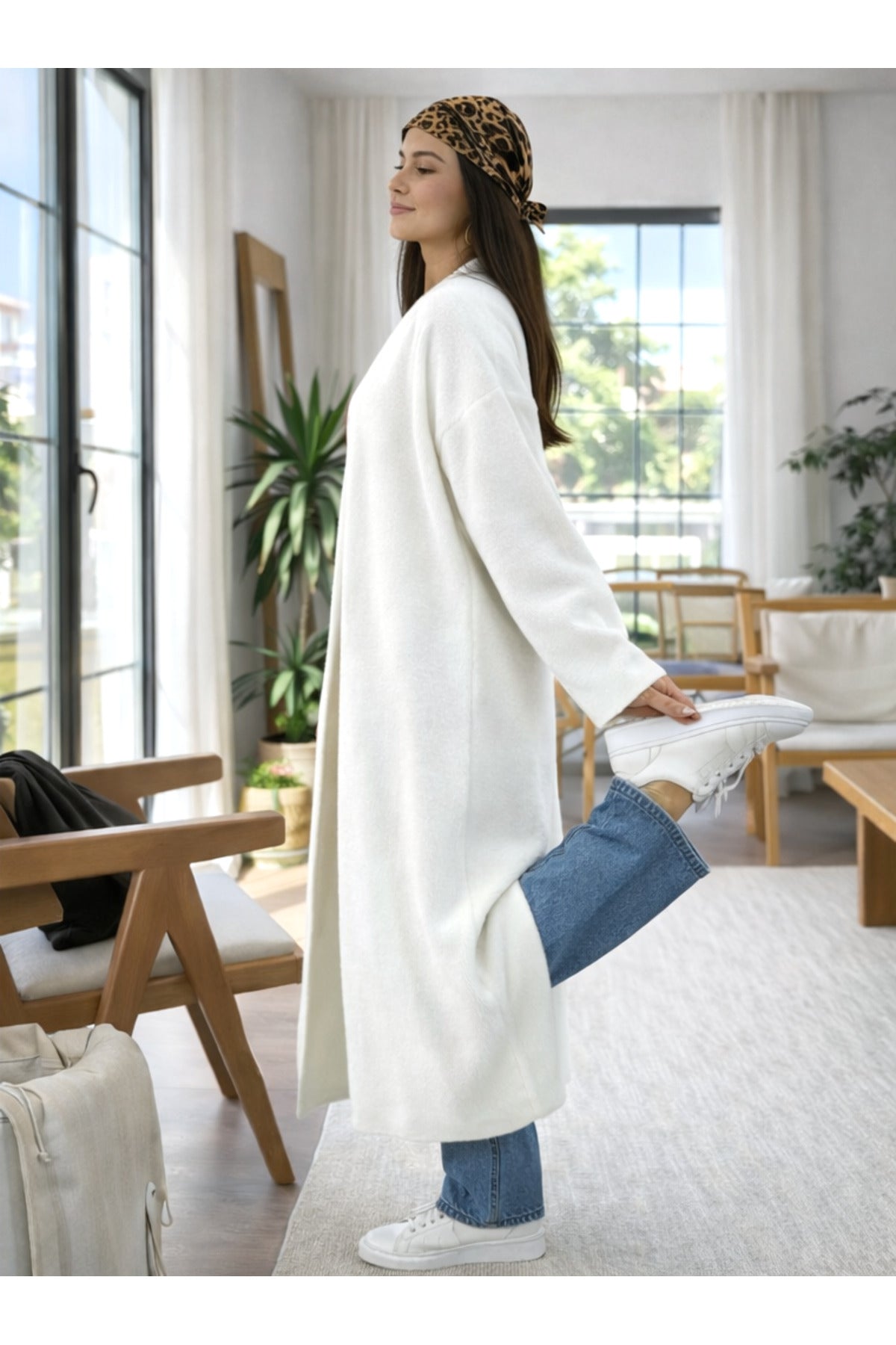 Kadın Şardonlu Uzun Oversize Triko Hırka – Şal Yaka, 120 cm - Beyaz