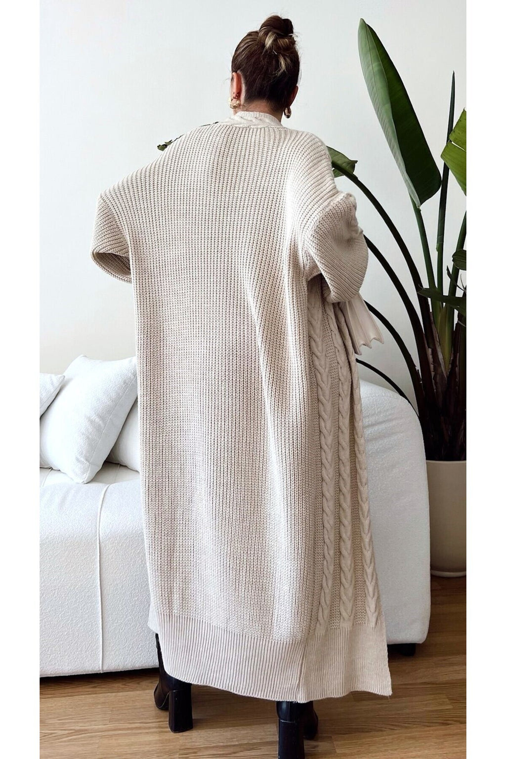 Kadın Bej Uzun Oversize Triko Hırka Kışlık Saç Örgülü Midi Boy