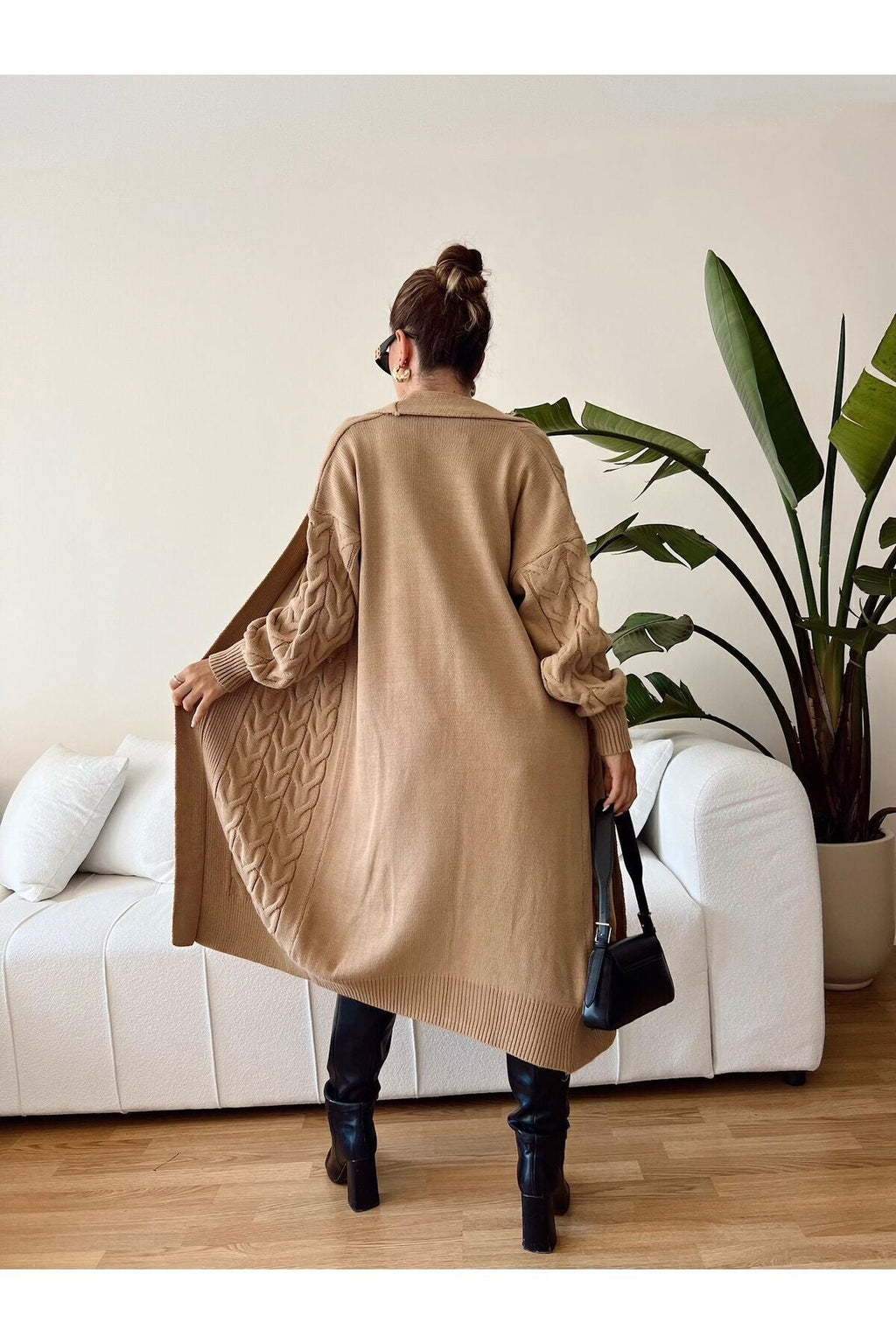 Kadın Uzun Oversize Triko Hırka – Saç Örgüsü Detaylı, Yün/Akrilik Karışım - Bisküvi