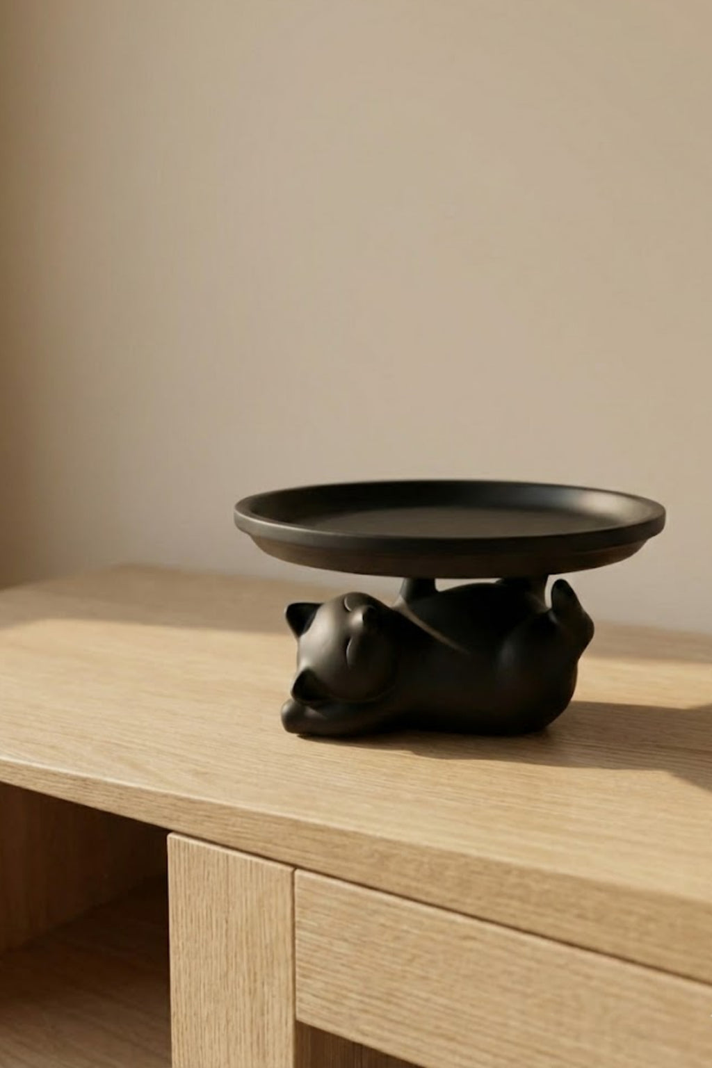 3D Siyah Kedi Figürlü Dekoratif Sunum Standı 17 cm Yükseltilmiş Masaüstü Tabak Siyah - Görsel 3